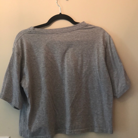 gray usa crop top - Picture 4 of 4